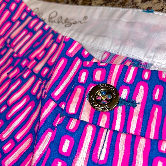 Lilly Pulitzer The Callahan Shorts Mandevilla Pink Slathouse Stripe - Size 00 - Picture 3 of 9